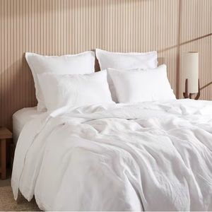 Parachute white linen full/queen duvet + 2 euro shams